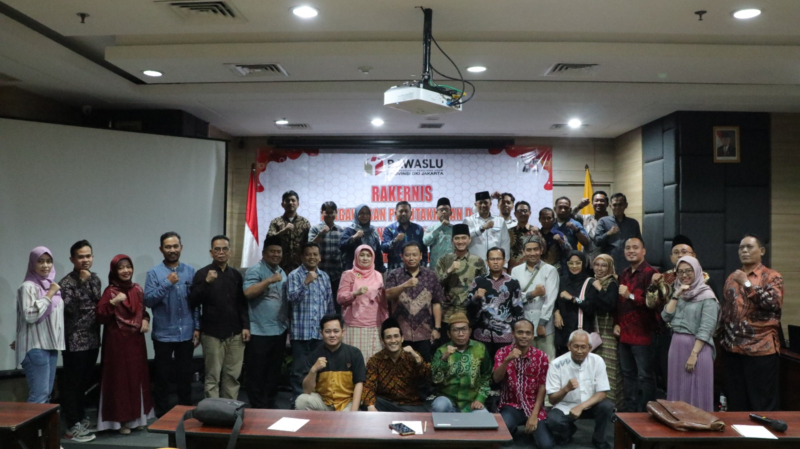 Bawaslu Provinsi DKI Jakarta Menggelar Rakernis Pengawasan Pemutakhiran Data Pemilih dan Penyusunan Daftar Pemilih