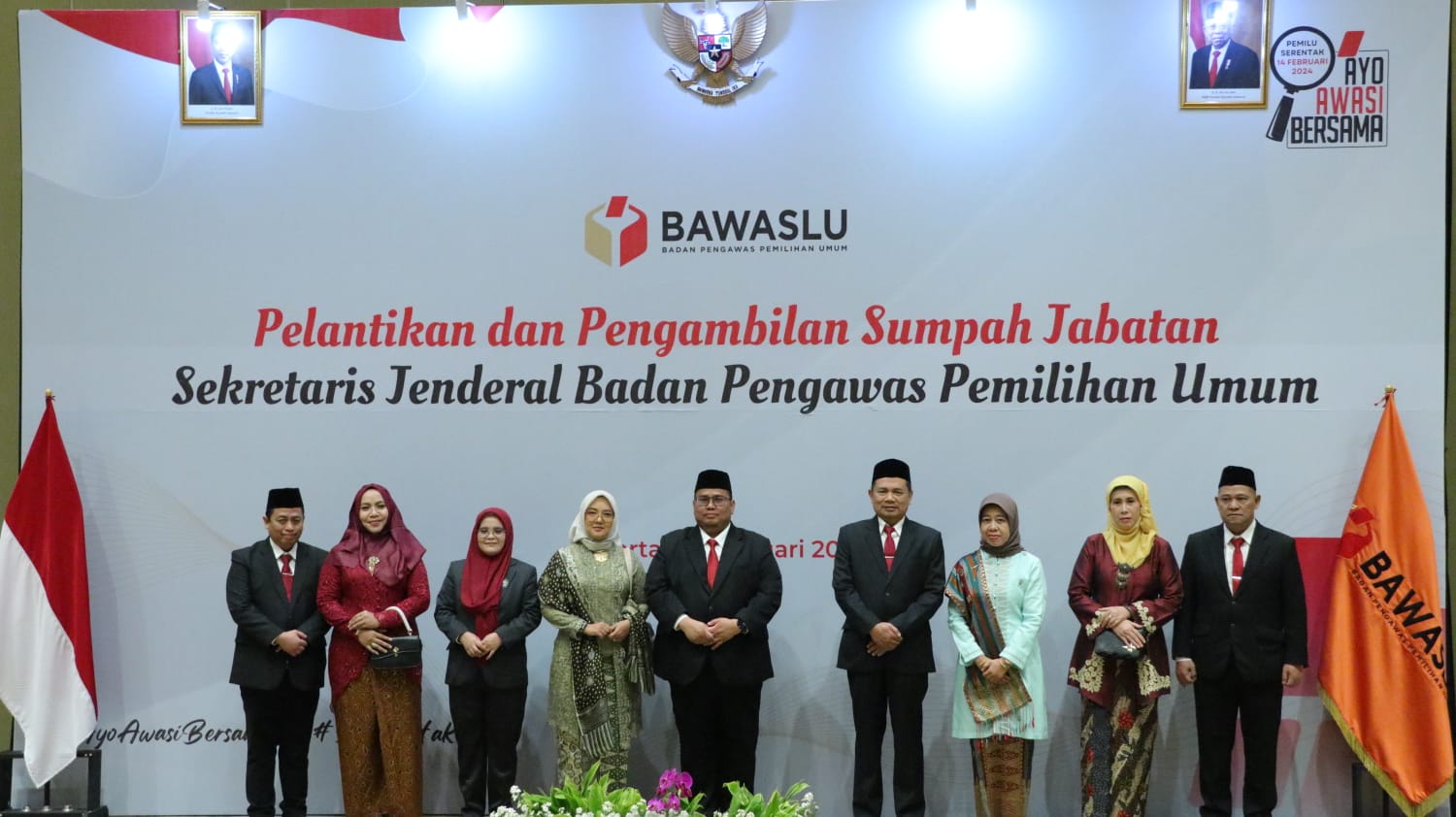 Ketua Bawaslu Republik Indonesia Lantik Inspektur Utama Menjadi Sekretaris Jenderal Badan Pengawas Pemilihan Umum Republik Indonesia  Â   Â   Â 