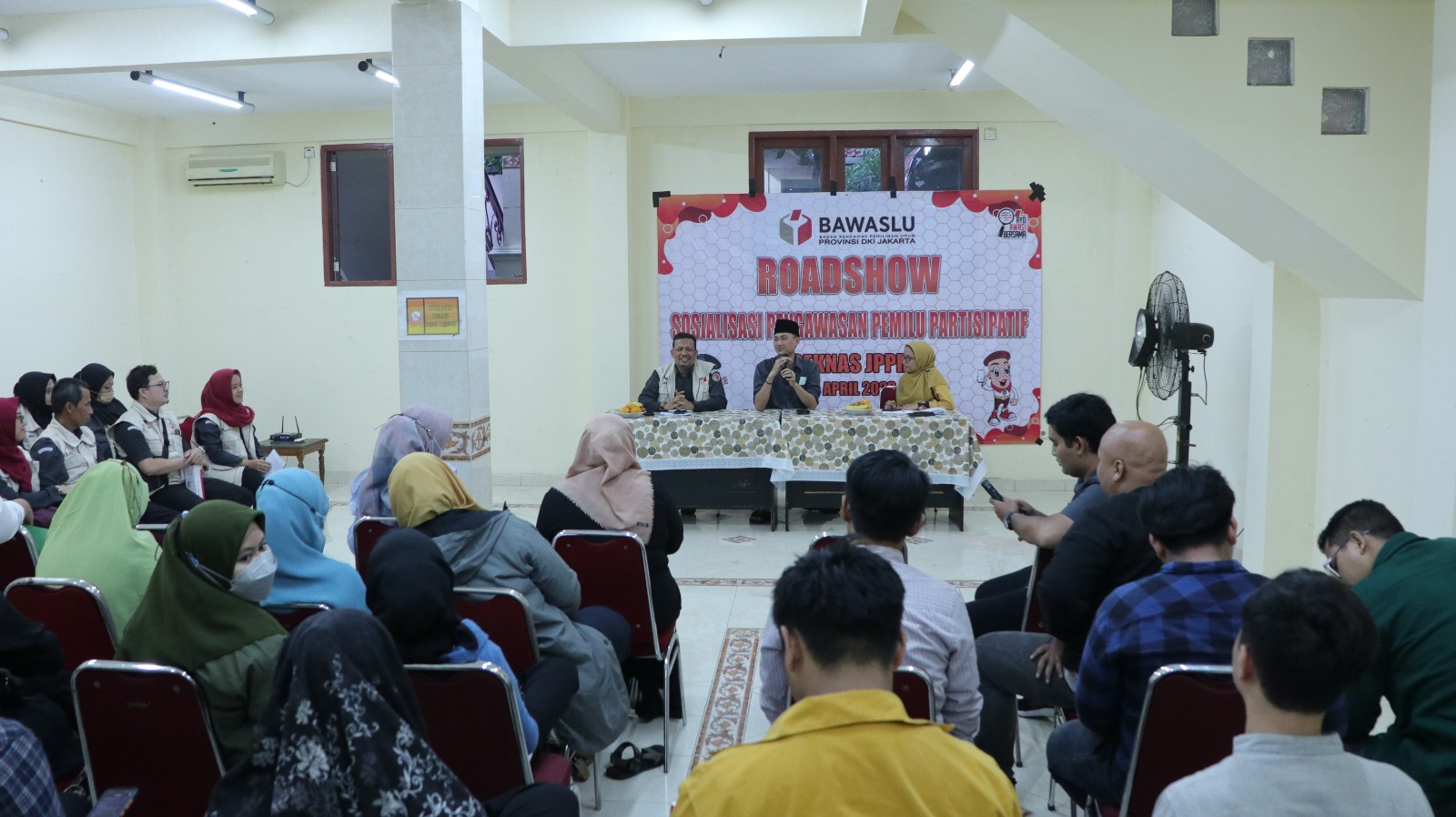 Bawaslu Provinsi DKI Jakarta Menggelar Roadshow Sosialisasi Pengawasan Pemilu Partisipatif di kantor Sekretariat Nasional Jaringan (JPPR)  Â   Â 