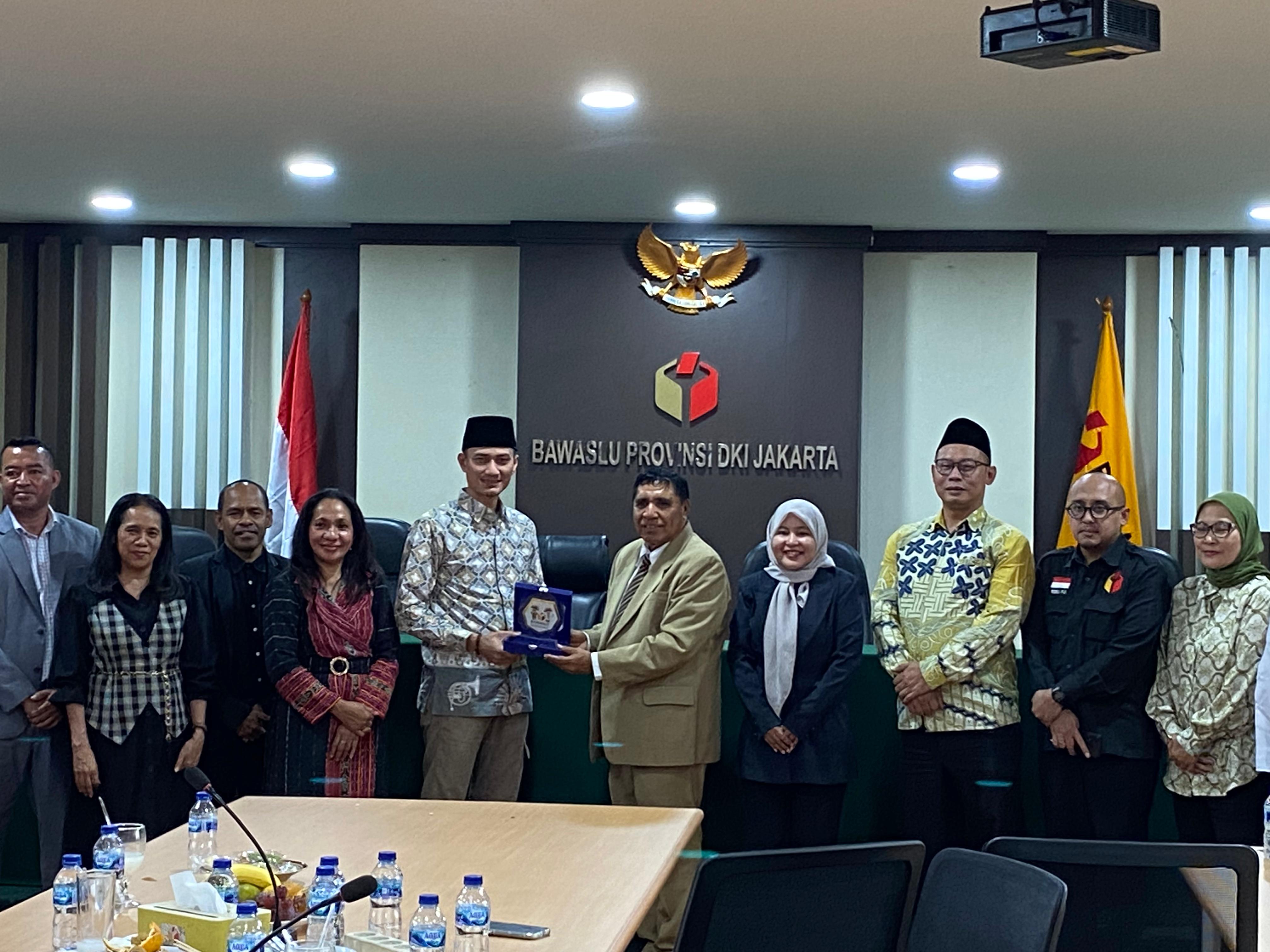 Bawaslu Provinsi DKI Jakarta Terima Kunjungan National Commision for Election Republic Democratic Timor-Leste (CNE/KPU)