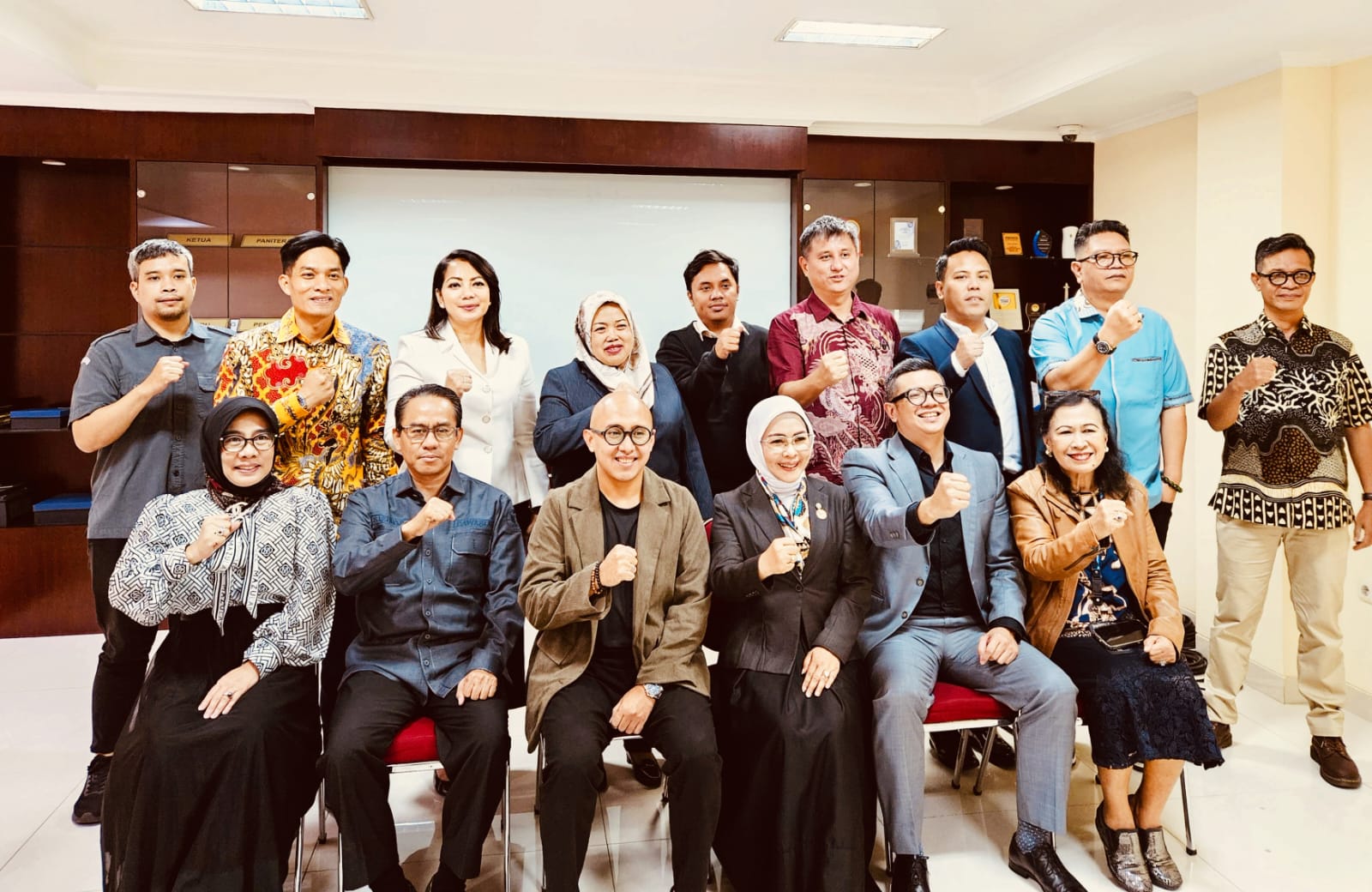 Bawaslu DKI Jakarta Kolaborasi dengan Praktisi Hukum DPN PERADI SAI