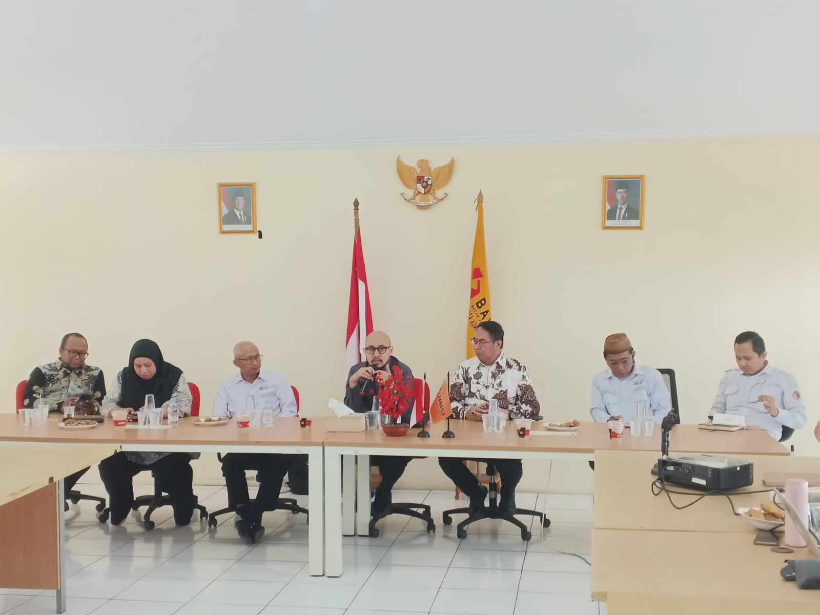 Penguatan Kapasitas Bawaslu Jakarta Timur melalui Klinik Pemilu Edisi III