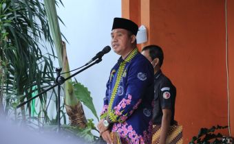 Pimpin Upacara Hari Pahlawan, Burhanuddin Ingatkan Untuk Meneladani Sifat Pahlawan  Â 
