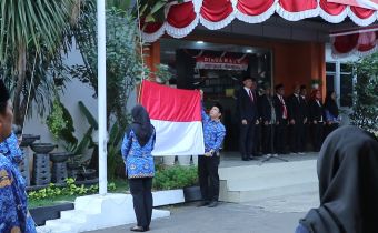 Bawaslu Provinsi DKI Jakarta Melaksanakan Upacara Peringatan Hari Ulang Tahun ke-78 Republik Indonesia