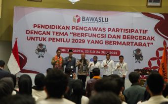Jangan Menjadi Pemilih Pasif, Bawaslu Provinsi DKI Jakarta Dorong Generasi Muda Menjadi Pengawas Demokrasi Melalui Pendidikan Pengawas Partisipatif